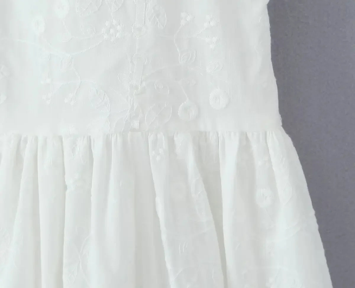 Belle Étreinte Dress